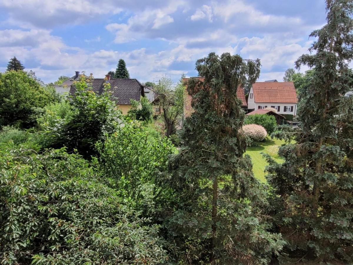 Zentral Gelegene, Sehr Ruhige Und Helle Wohnung Graz Esterno foto